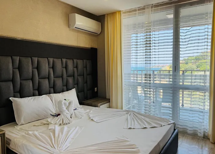 Paradiso B 306 Sea View * Несебър